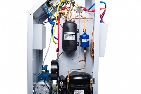 полуавтоматическая станция для заправки кондиционеров GrunBaum AC3000N 1